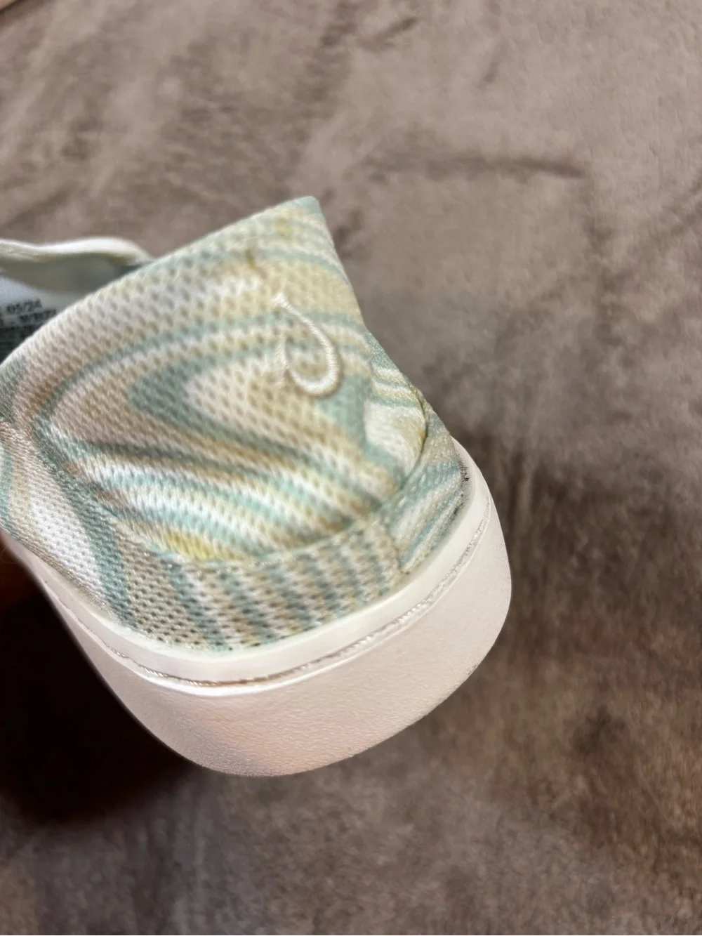 OluKai Pehuea Slip-On Sneakers in Light Blue Swirl Womens 6